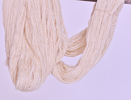 spun silk yarn on hank(2)